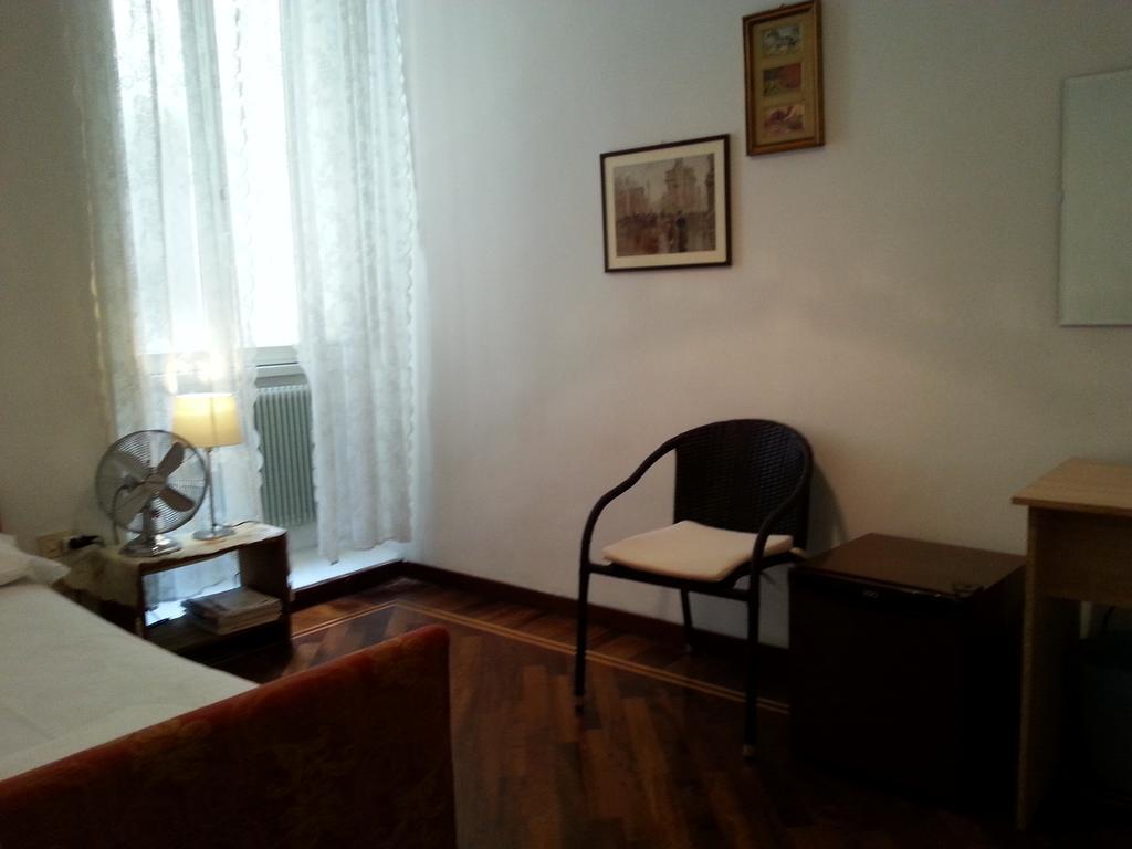 Hard Rock Rooms Roma Quarto foto